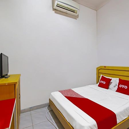 Oyo 3060 Al Fatih Guest House Syariah Tegal  Exterior foto