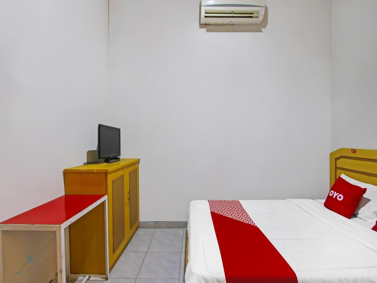 Oyo 3060 Al Fatih Guest House Syariah Tegal  Exterior foto